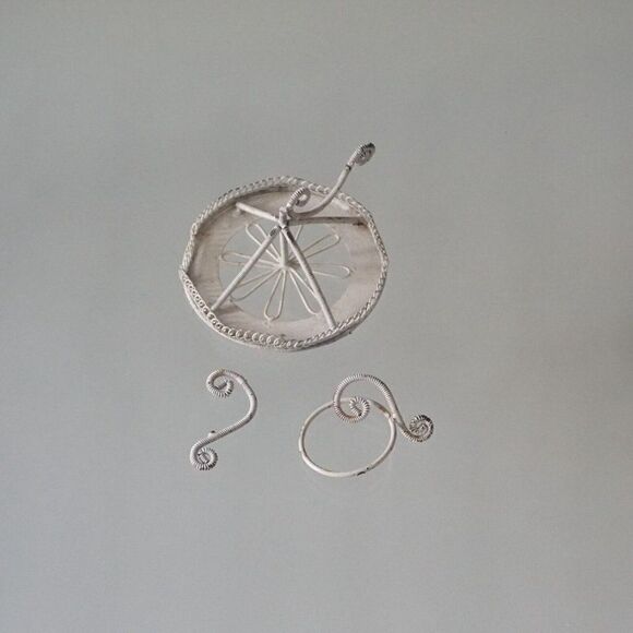 Vintage Dollhouse Furniture Patio Table For Repairs Restore AS IS - Picture 4 of 4